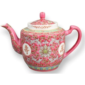18th Century Style Red Porcelain Chinese Teapot Mun Shou Longevity Pattern