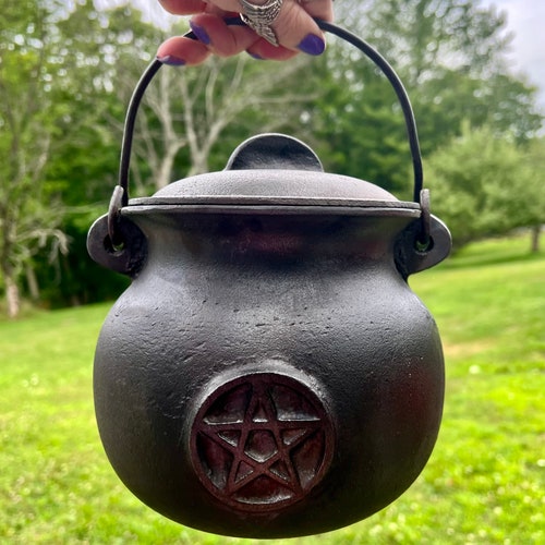 7.5” Pentacle cast iron cauldron; Potbelly cauldron with flat bottom; shops Charcoal & Incense burner; Extra large witch's pot; Wiccan; Pagan