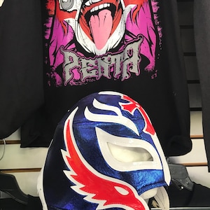 Lucha libre mask penta El tri