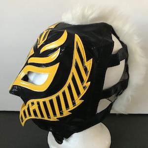 Mysterio mask