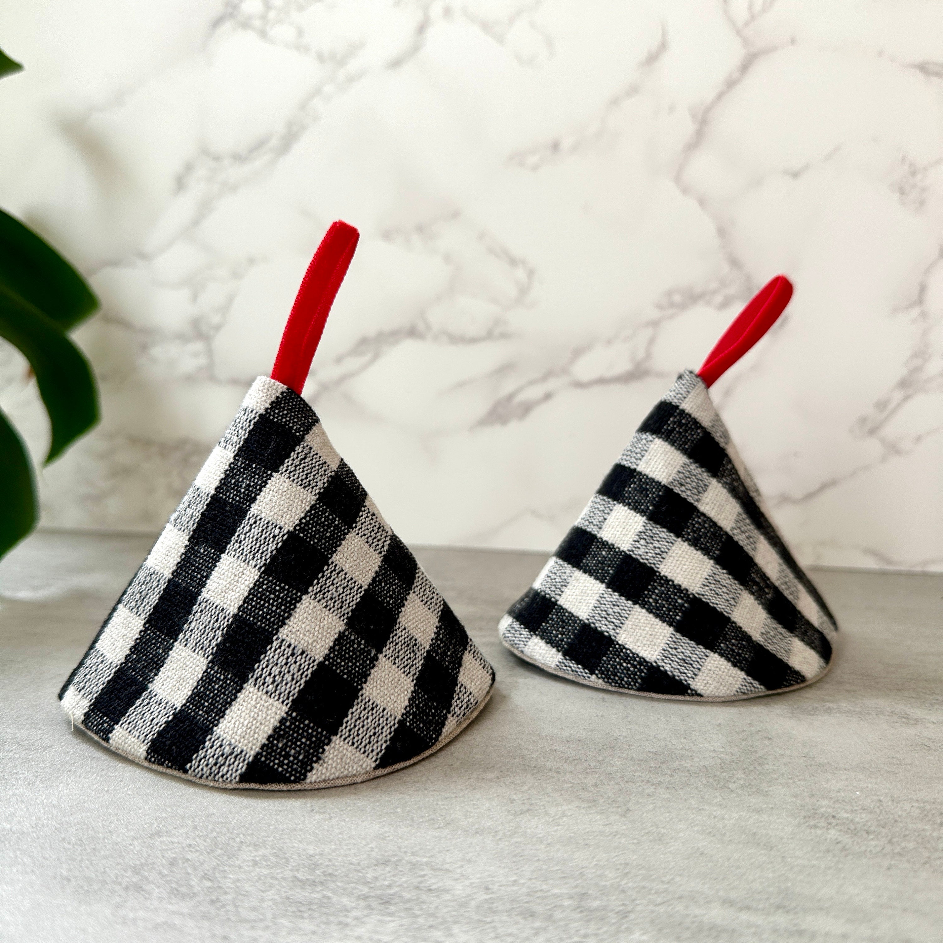 Chic Japanese Linen Pot Holders - Set of 2 - Elegant Cone Design- Unique Mother’s Day Kitchen Gift - Stylish Kitchen Essential - Trendy Must