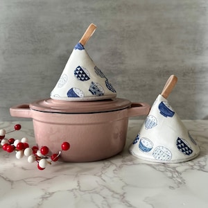 Japanese Linen Cotton Cone Pot Holders - Chic Kitchen Set of 2