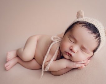 Bear Bonnet Newborn, Newborn Bonnet,  Newborn props, Photo props, Newborn knitted,  newborn photography prop, Newborn shoot