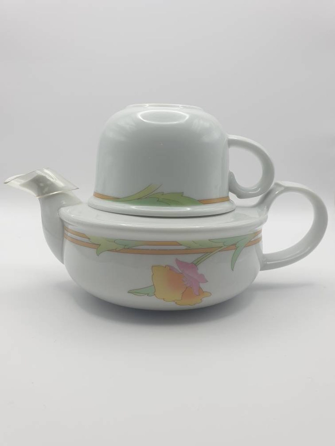 Vintage, Porcelaine Teapot and Matching Cup, Toscany Tea Sommelier in
