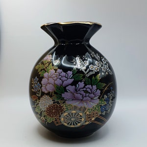 Japanese Vase, Vintage, 1970s, Ruffled Top, Black Porcelain, Gold Trim, Enamel Painted Cart with Flowers, Asian Decor,