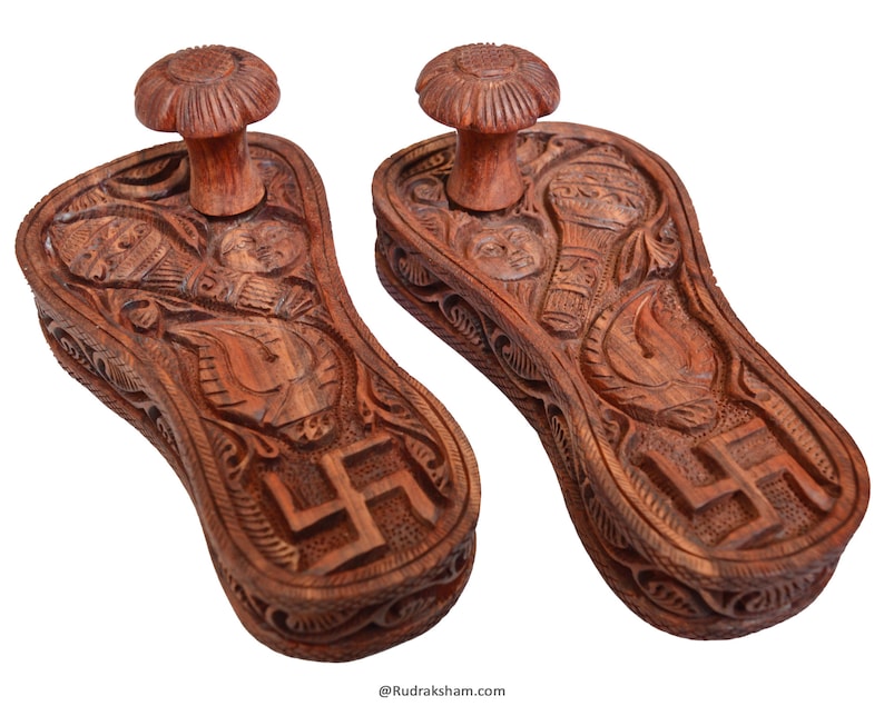 Red Sandalwood Paduka from India, Carved old style wood Charan Paduka, Wood temple sandals, Wood slippers, Real Khadau, Sadhu Collector item image 2
