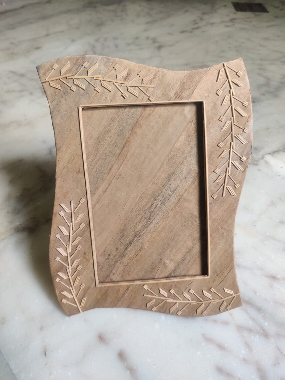 Recycled Newspaper Photo Frame 6x4 and 7x5 Picture Frame Paper