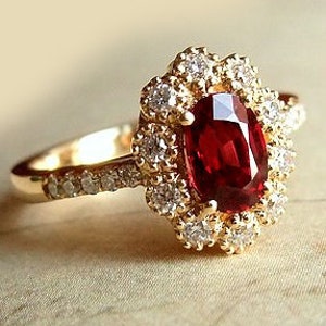 Garnet Solitaire Vintage Halo Engagement Ring 9K Yellow Gold Art Deco Garnet Wedding Proposal Ring Women Dainty Antique Garnet Anniversary.