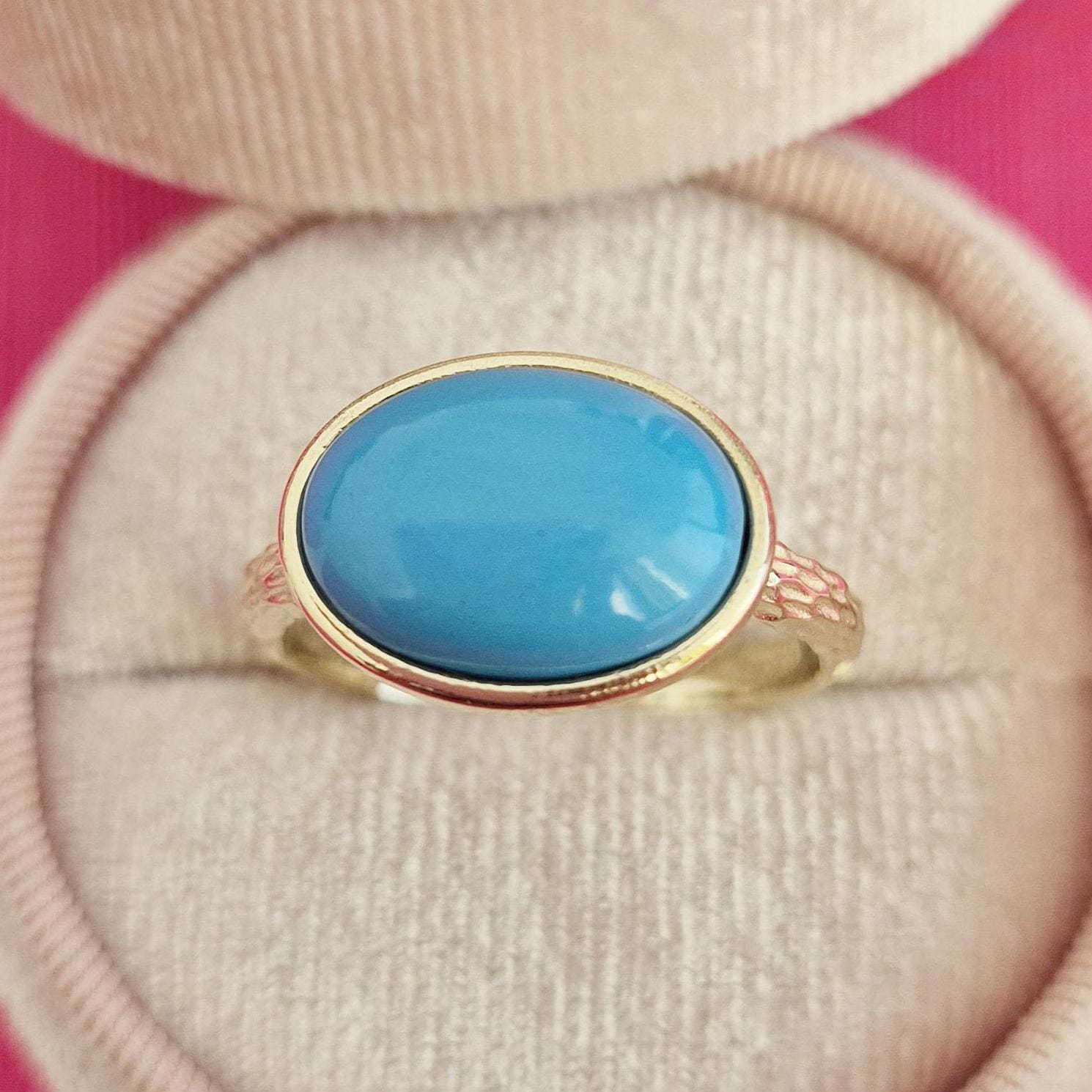 Horizontal Set Sleeping Beauty Turquoise Cabochon Anniversary Gifted Ring 14K Hammered Texture Turquoise Cocktail December Birthstone Ring.