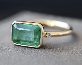 Natural Emerald, Diamond Trilogy Ring 14K Gold Classic Emerald Valentine Proposal Ring, Horizontal Set Women Dainty Bezel Emerald Cut Ring.
