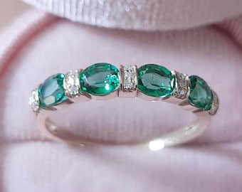Lab Grown Emerald, Moissanite Alternating Wedding Band 14K Horizontal Emerald Eternity Stackable Band, Channel Set Emerald Women Gift Ring.