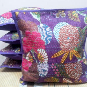 Lot de 5 en gros Kantha HOUSSE DE COUSSIN Taie d&#39;oreiller 16x16 pouces Indien fait main pourpre imprimé floral fruits Housse en coton imprimé