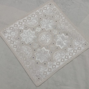 Off-White indiano fatto a mano Boho specchio lavoro ricamo fodera per cuscino grande camera da letto divano cuscini 16'' sham decorativo tiro quadrato