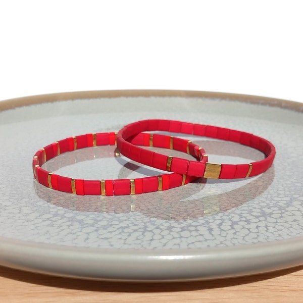 Miyuki tila dehnbares Armband Set in weinrot, rot und gold Farbe, einzeln oder als Set von zwei Armbändern