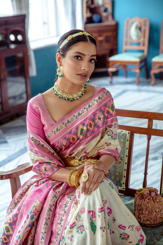 Off White Pink Pure Paithani Silk Saree With Paithani Border