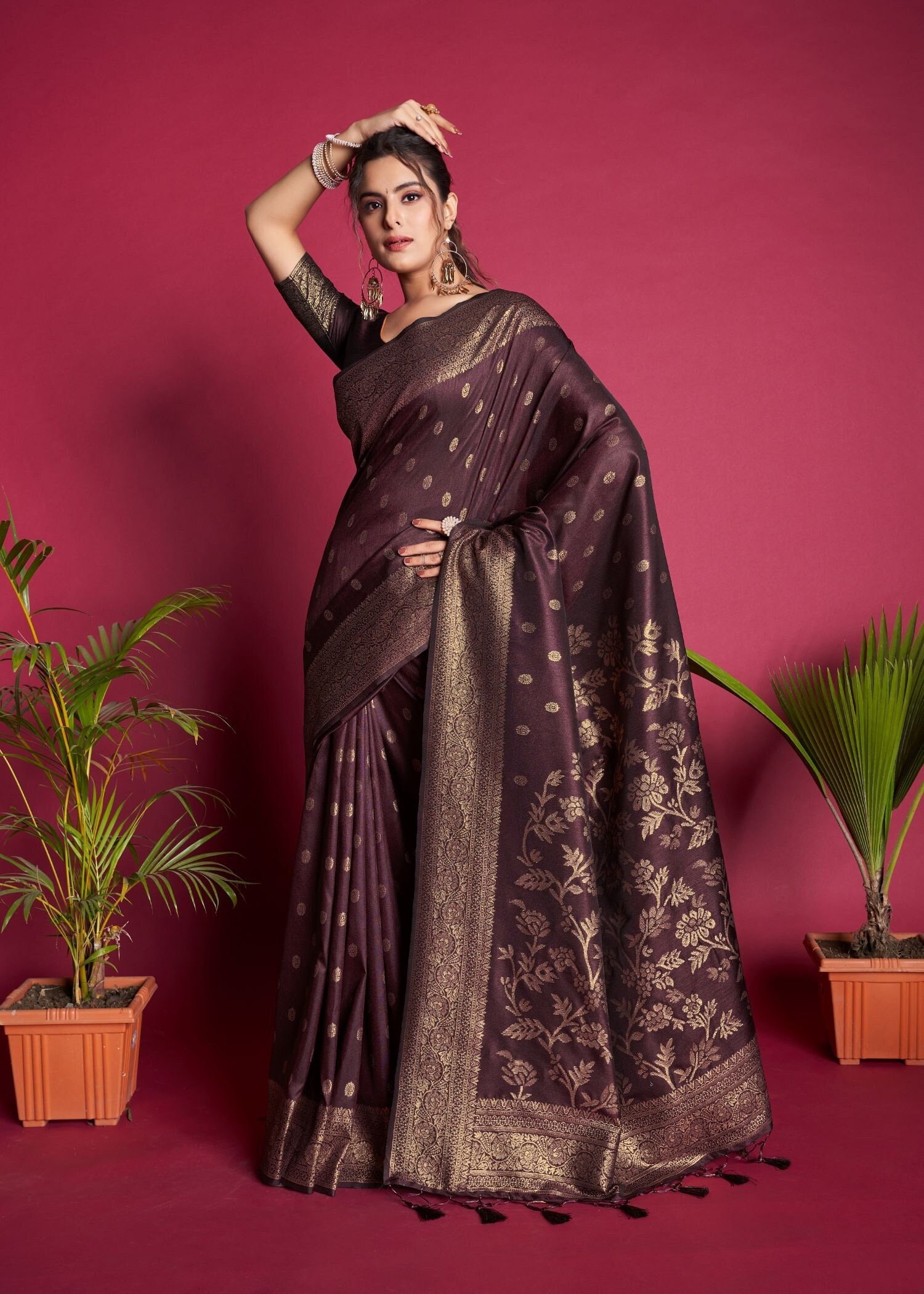 Banarasi wedding sarees outlet