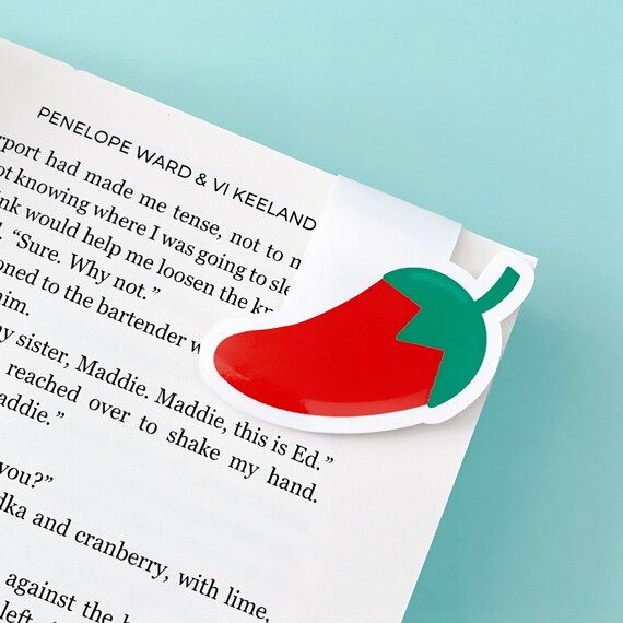 Spicy Books Bookmark | Romance Book Magnetic Bookmark | Bibliophile Magnetic Bookmark | Bookish Gift | Gift for Readers | Bookworm Gifts