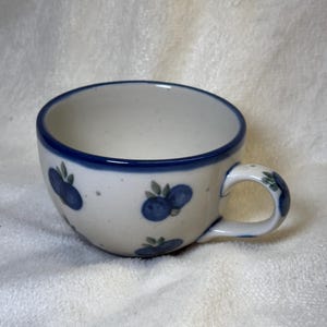 Polish Pottery Teacup Wild Blueberry Anna Pasierbiewicz Ceramika Artystyczna grandma core