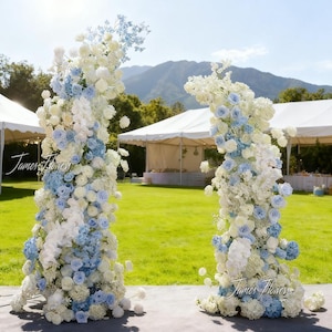 Ivory Blue Wedding Arch Flowers: Wedding Decor
