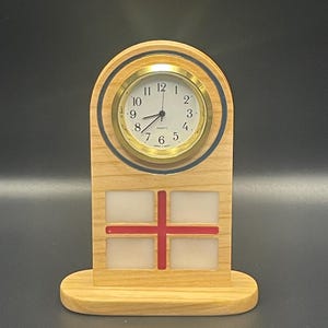 St. George’s Cross miniature clock