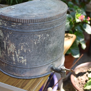 Vintage galvanized hanging sink//rustic wash sink//Rustic wall metal sink//old zinc sink//old rare galvanized tin sink//rustic garden décor