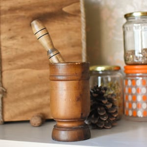 Vintage wooden mortar and pestle//Antique Wood Mortar Pestle/vintage pestle mortar/Primitive Hand Carved Bowl/old mortar//Rustic Home Decor