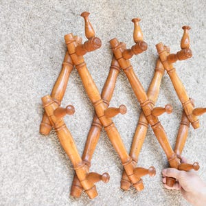 Accordion Coat Hanger//Vintage French Wood Accordion hanger//Country Decor Farmhouse//Vintage Kitchen Decor//Farm House Decor/Antique hanger