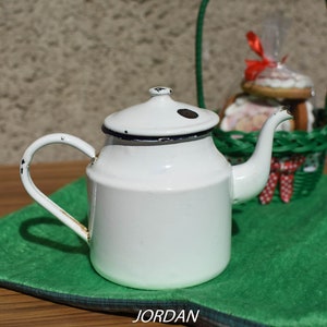 Théière vintage en émail bleu/bouilloire à thé rustique/Décoration de ferme/théière vintage/bouilloire en émail/bouilloire à eau/maison rustique/bouilloire à thé émaillée