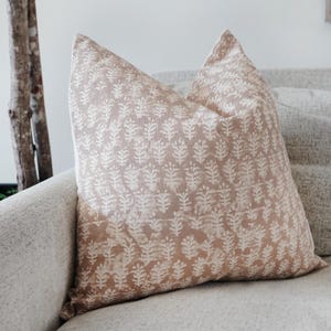 Funda de almohada de lino con estampado de bloques Enobong, cojín indio artesanal, cojín bohemio, cojín de sofá de lino natural, 14x20, 20x20, 22x22