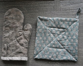 Unwana Oven Mitts and Pot Holder Set