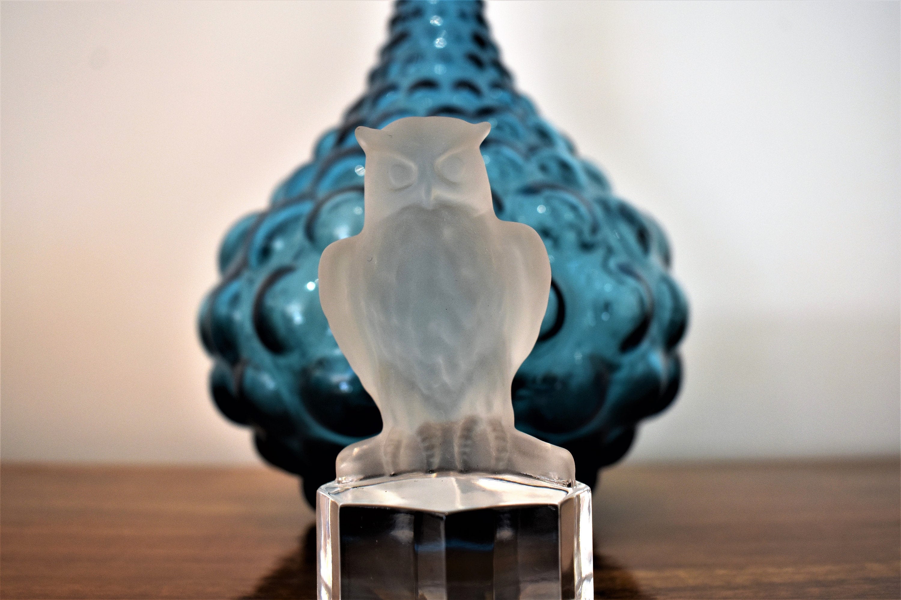 Goebel 1985 Frosted Owl Figurine