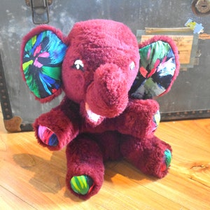 Jaren 1970 Paarse olifant met patchwork-patroon oren kinderknuffel