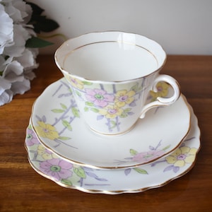 Vintage Colclough TEACUP TRIO English Fine Bone China 6592 Trellis