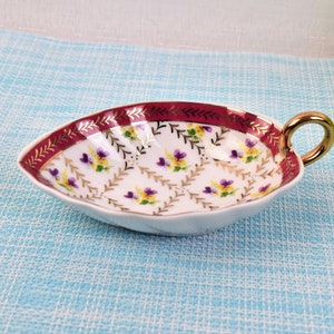 Beautiful Porcelain Leaf Shape Trinket Bowl Jongleas Collection
