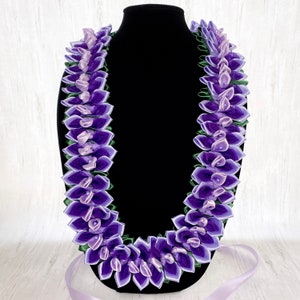 Lavender Ribbon Lei