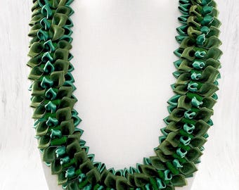 Leafy Green Ribbon Lei