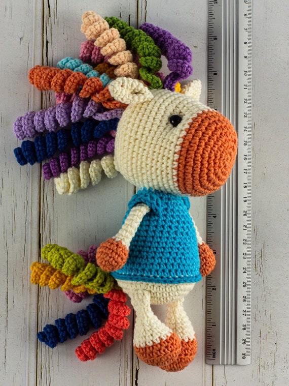 Knitted Animal Toys: 25 knitting patterns for adorable animal dolls