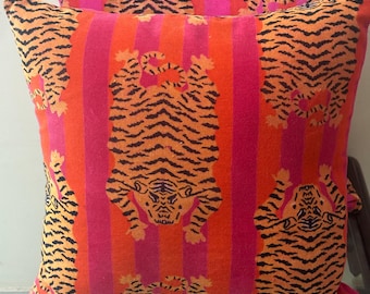 Funda de almohada de terciopelo de algodón con estampado de tigre tibetano, hecha a mano.