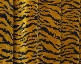 Cortinas de terciopelo de algodón de jungla exótica personalizadas - Bolsillo para varilla de 3,5" - Tamaños a medida - Estampados de tigre, leopardo y safari, personalizables en cualquier tamaño.