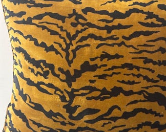 Funda de almohada de terciopelo de algodón con estampado de tigre color mostaza dorado