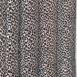 DRAPE LEOPARD PRINT VELVET TOP