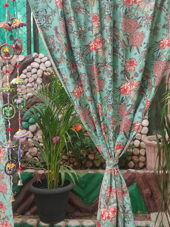 Curtain sets discount
