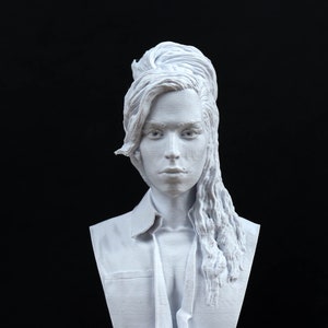 Amy Winehouse Bust Statue, Sculpture Decoration, Gift for Music Lover