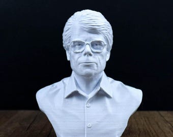 Busto de Stephen King, estatua del rey del terror