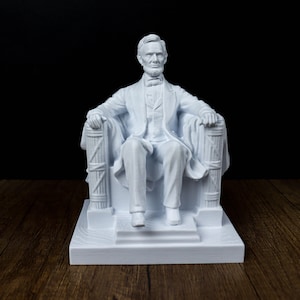 Lincoln Memorial Statue, Detailed Replica of Abraham Lincoln Bust for Home Decor, Office Accent