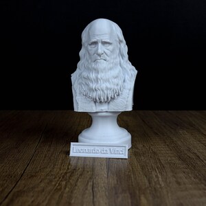 Polymath Statues Leonardo Da Vinci Bust, Italian Polymath of the High Renaissance Era ...