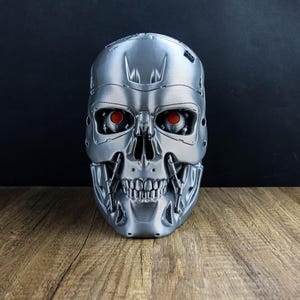 Terminator Endoskeleton Headphone Holder, Skull T-800 LED Bust, Headset Stand image 5