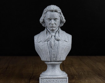 ベートーヴェン bust 陶器像 約20cm Amazon.com: Beethoven Bust Halbe Statuette : Home & Kitchen