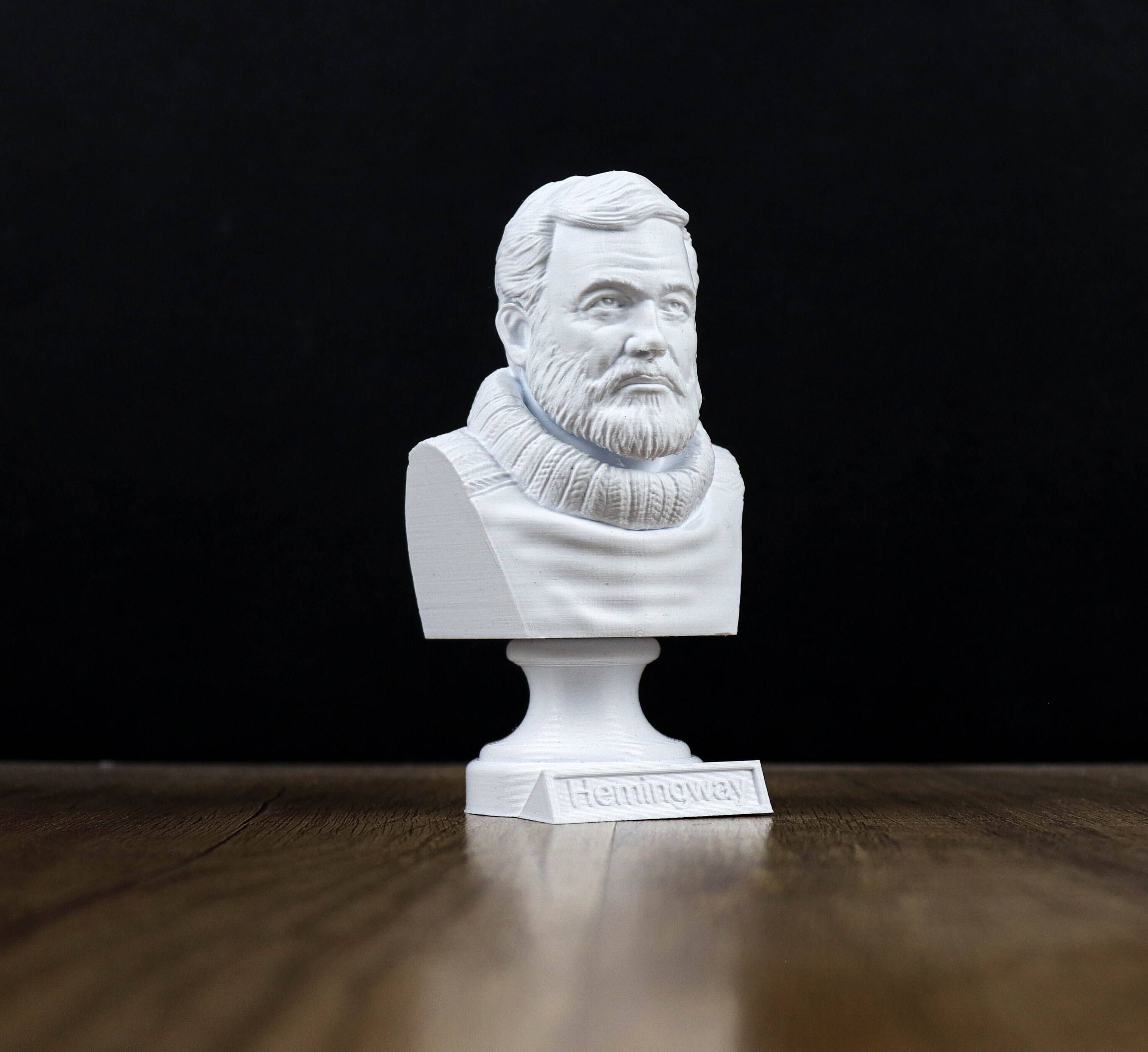 Ernest Hemingway Bust American Author Statue Sculpture - Etsy