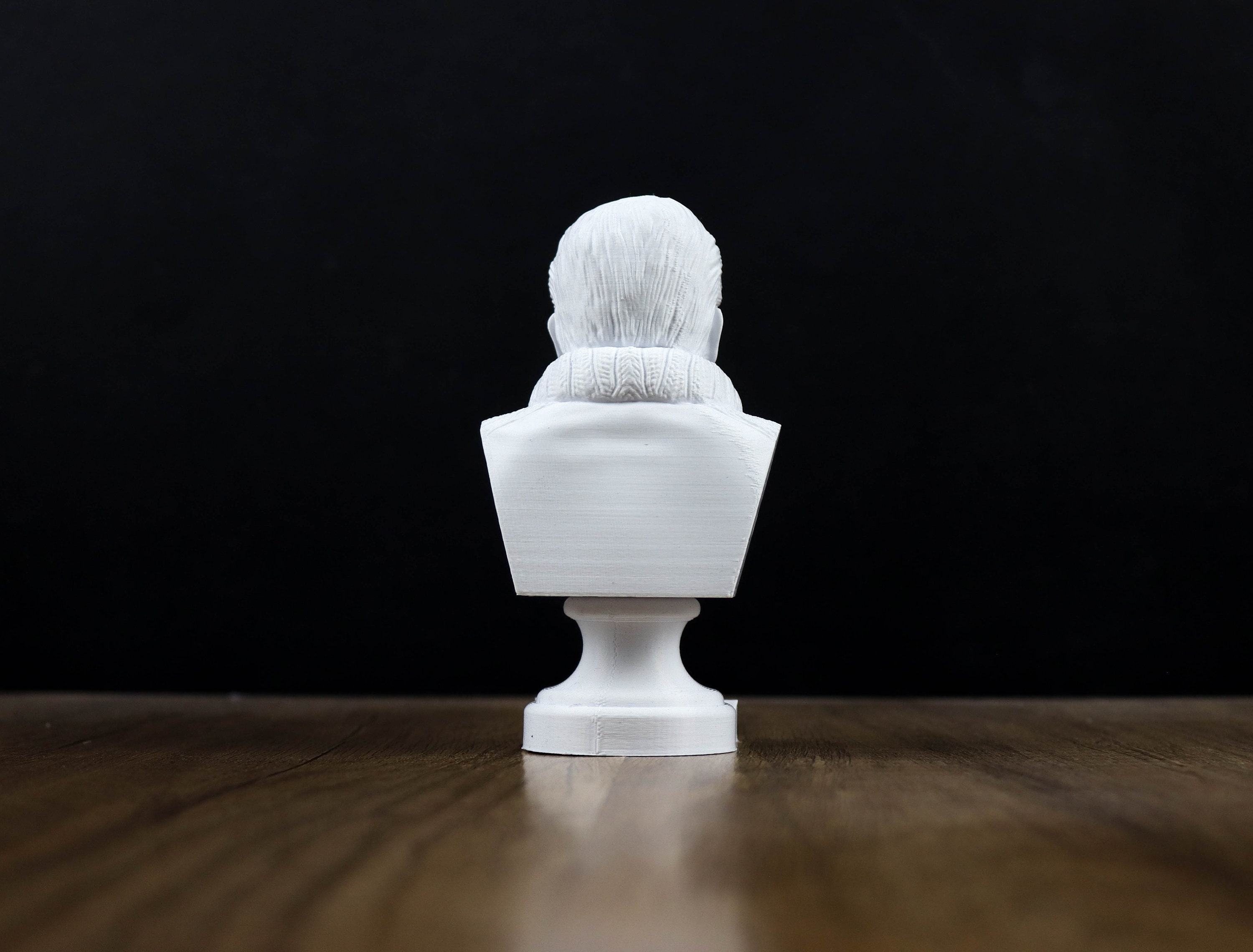 Ernest Hemingway Bust American Author Statue Sculpture - Etsy